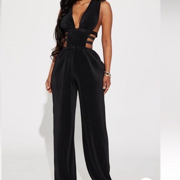 Jumpsuit - Picture 2 of 4
